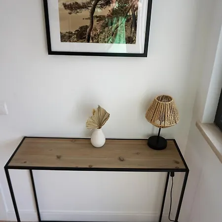 Three Bedroom Sea View Townhouse *