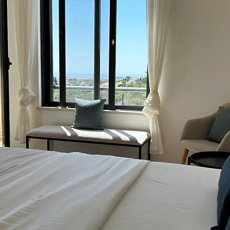 Three Bedroom Sea View Townhouse * Albufeira