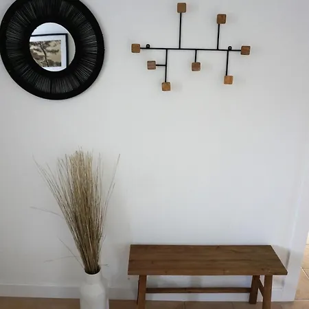 Three Bedroom Sea View Townhouse *