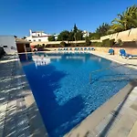 וילה Three Bedroom Sea View Townhouse *