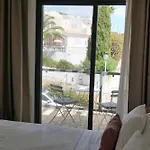Three Bedroom Sea View Townhouse אלבופיירה