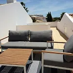 Three Bedroom Sea View Townhouse וילה אלבופיירה