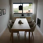 וילה Three Bedroom Sea View Townhouse *