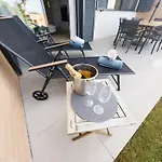 וילה Three Bedroom Sea View Townhouse אלבופיירה