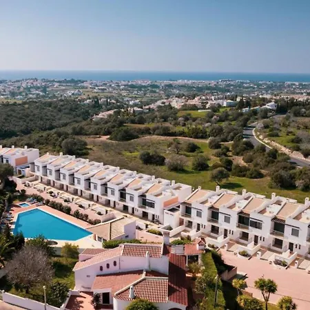 Three Bedroom Sea View Townhouse فيلة البوفيرا