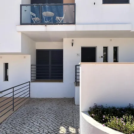 Three Bedroom Sea View Townhouse فيلة *
