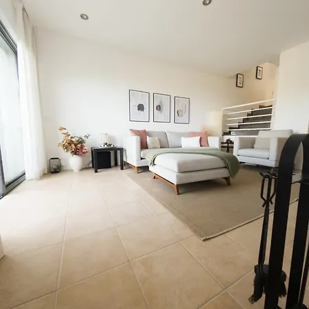 Three Bedroom Sea View Townhouse * البوفيرا