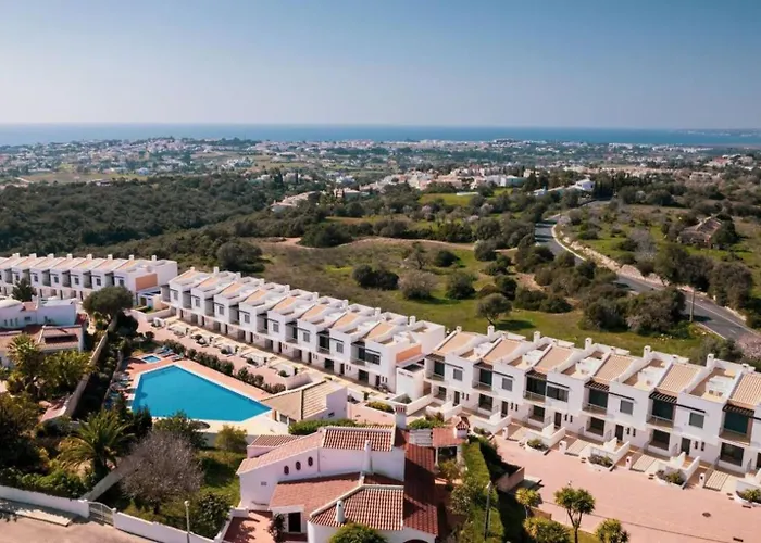 Three Bedroom Sea View Townhouse فيلة البوفيرا