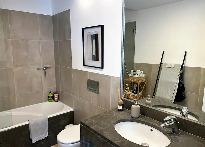 فيلة Three Bedroom Sea View Townhouse