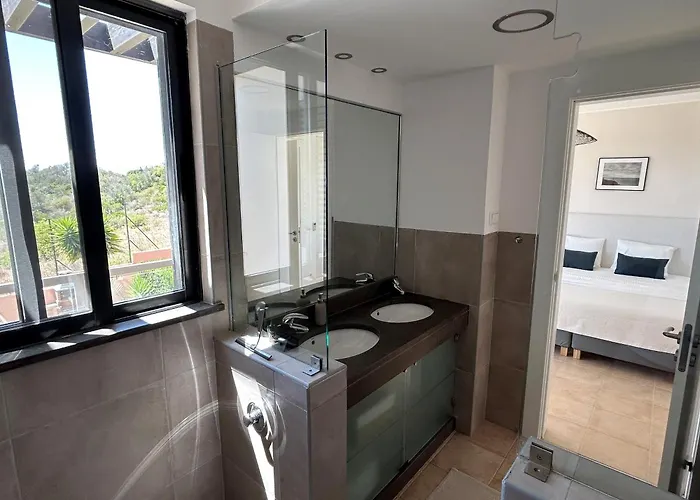 Three Bedroom Sea View Townhouse فيلة البوفيرا