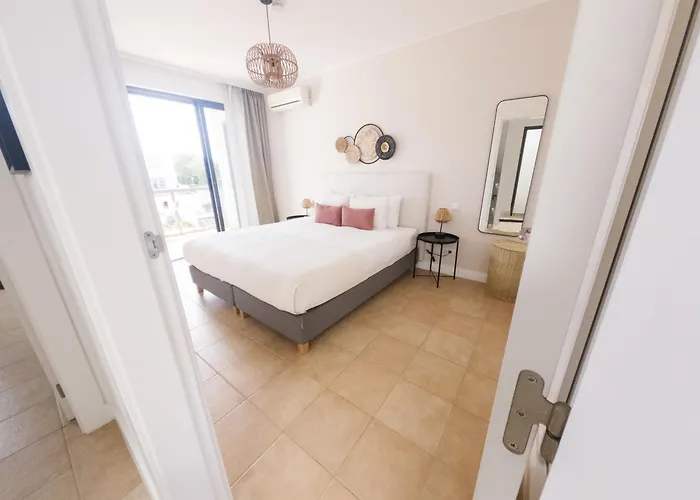 Three Bedroom Sea View Townhouse فيلة البوفيرا