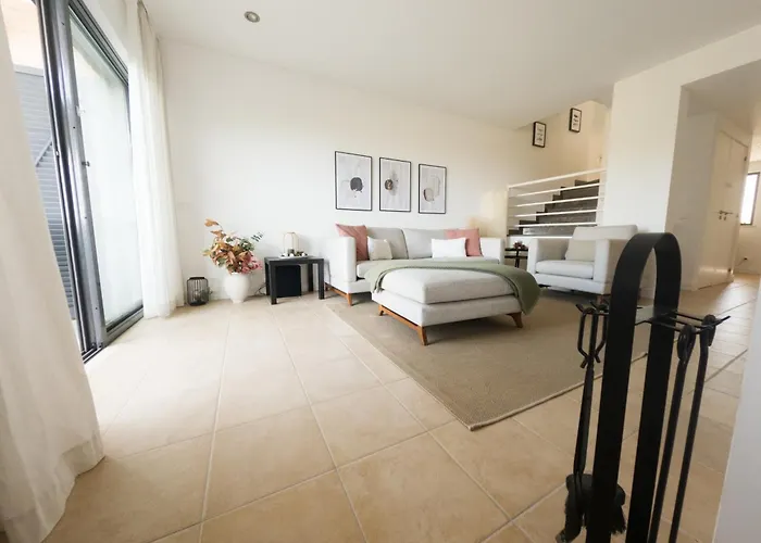 Three Bedroom Sea View Townhouse * البوفيرا