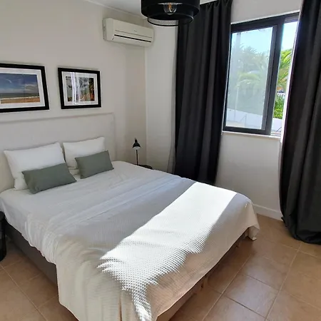 Three Bedroom Sea View Townhouse Албуфейра